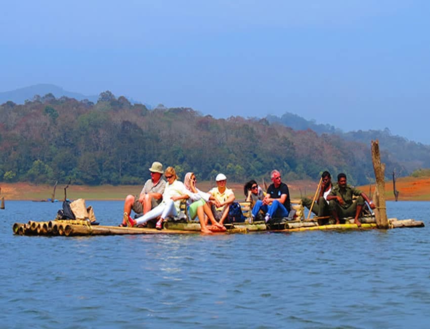 BAMBOO RAFTING